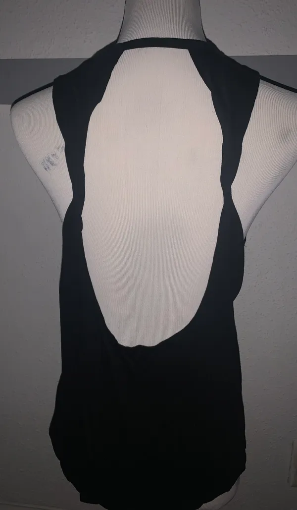 Victoria's Secret SPORT OPEN BACK TANK TOP - Image 4