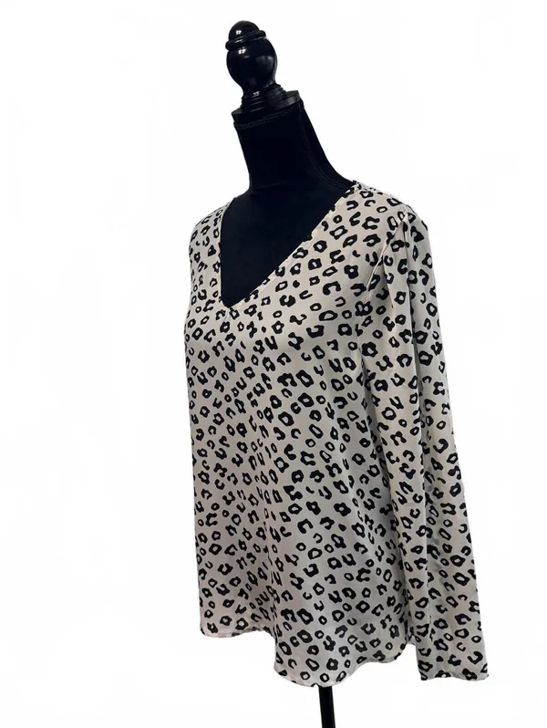 LOFT Leopard Print V-Neck Blouse Long Sleeve Animal Print Top Tan Black Size L - Image 3