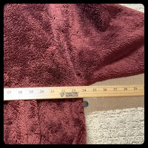 Old Navy Fleece Jacket Women Small Burgundy Teddy Full Zip Mock Neck Outerwear - Image 4