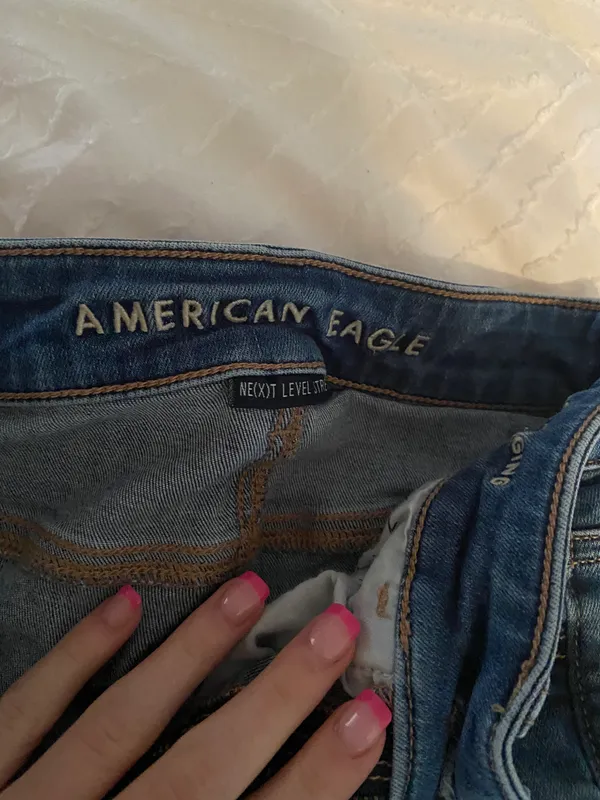 American Eagle Hi-rise Jeans - Image 3
