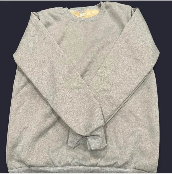Men gray crew neck thermal sweatshirt with faux fur inside size medium - Image 4