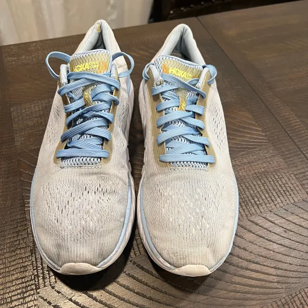 Hoka cavu 2 light blue running shoes 8 women - Image 2
