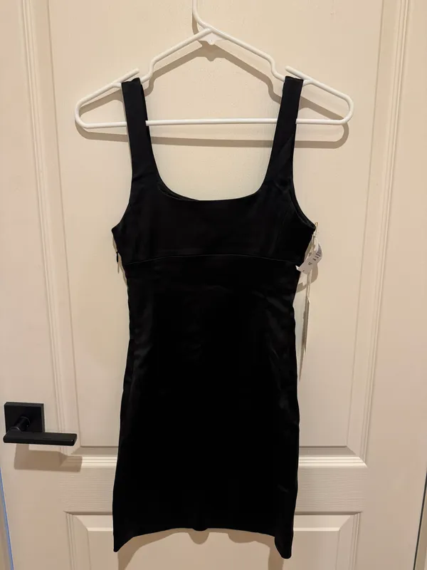 Aritzia Wilfred Shine Satin Dress - Image 2