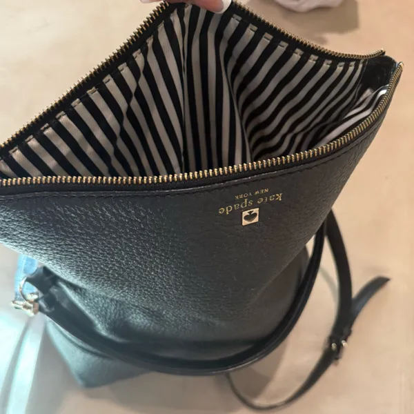 Kate Spade Large Maria Southport Avenue Black‎ Leather Cross Body - Image 10