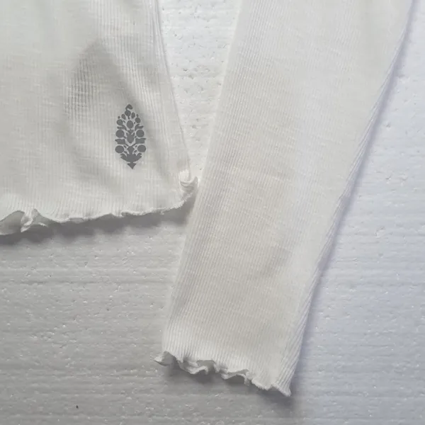Free People Movement Women's Breathe Easy Layer in White NWT $40 - Image 9