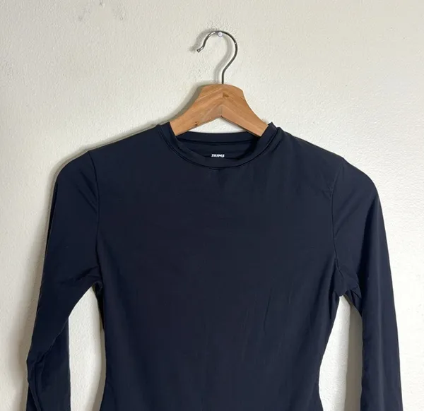 SKIMS Fits Everybody Long Sleeve Bodysuit M - Image 4