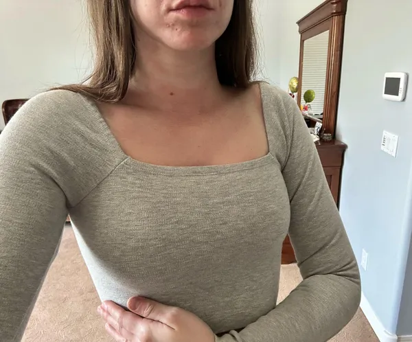 Fabletics gray long sleeve - Image 3