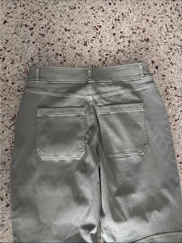 NWT Spanx stretch twill straight leg pants  medium - Image 6