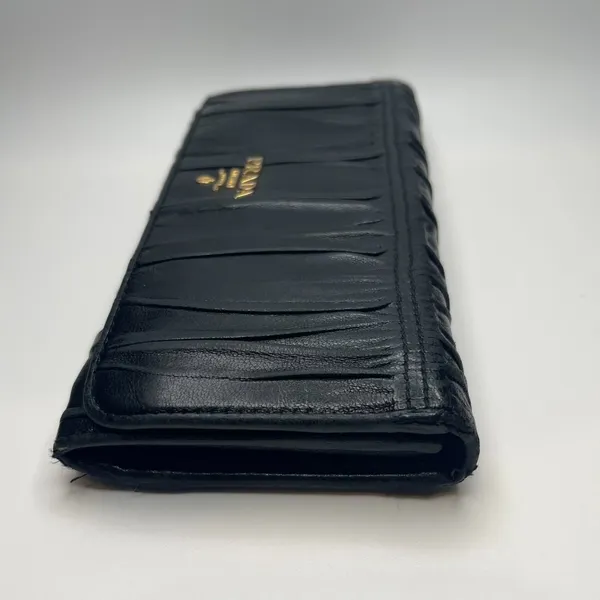Prada Nappa Gaufre Leather Continental Wallet - Black - Preowned - Image 4