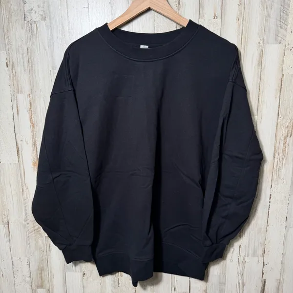 Lululemon Black Crewneck Sweatshirt Womens Size 6 - Image 2