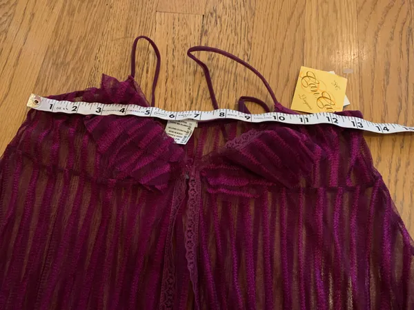Sexy see through burgundy top size 32 - Image 9
