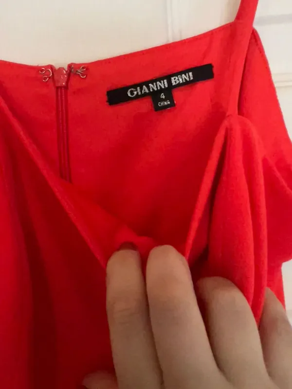 NWOT Gianni Bini Dana High Slit Dress - Image 3