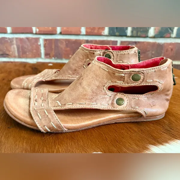 BED STU Leather Sandals Zip Up Back - Image 2
