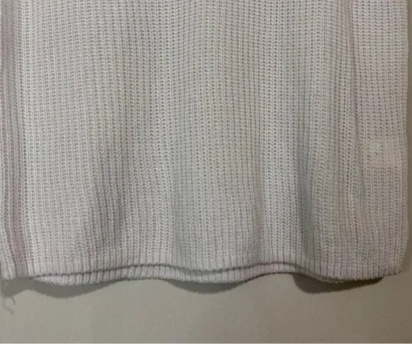 Women’s Sleeveless Knit V Neck Sweater Tank White Size XL NWOT - Image 3