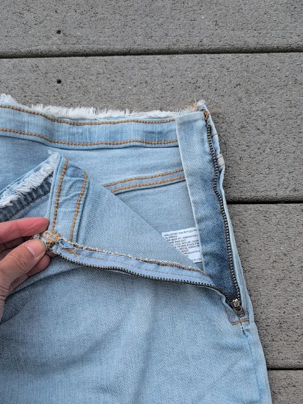 Wild Fable Low Rise Flare Jeans - Image 4