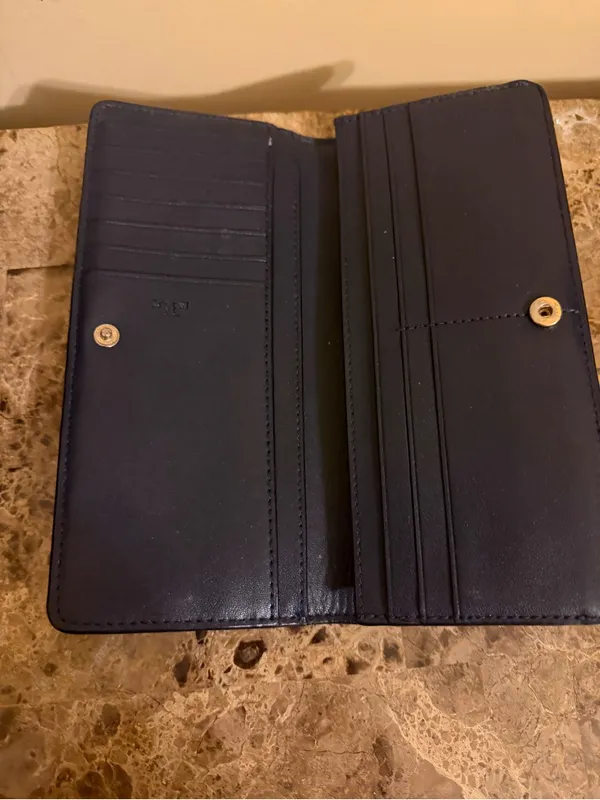 Tory Burch Black Zip-Around lightweight Wallet with Gold Logo “Authentic” - Image 5