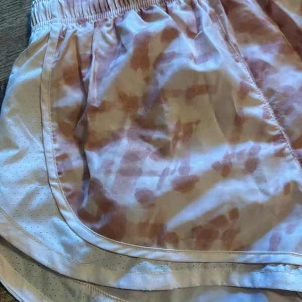 EUC Nike Athletic Shorts - Image 2