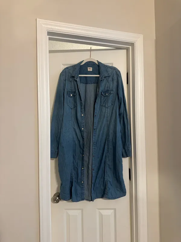 EUC Gap 100% Cotton Western Denim Button Down Dress - Image 3