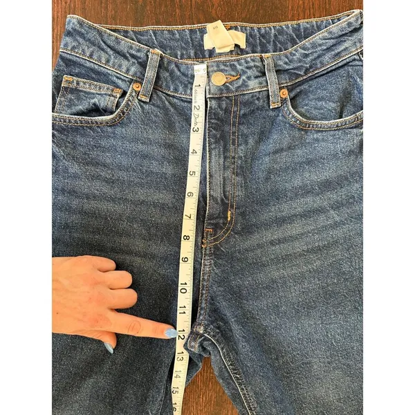 H&M High Rise Mom Jean Medium Wash Blue Jeans Size 6 - Image 8