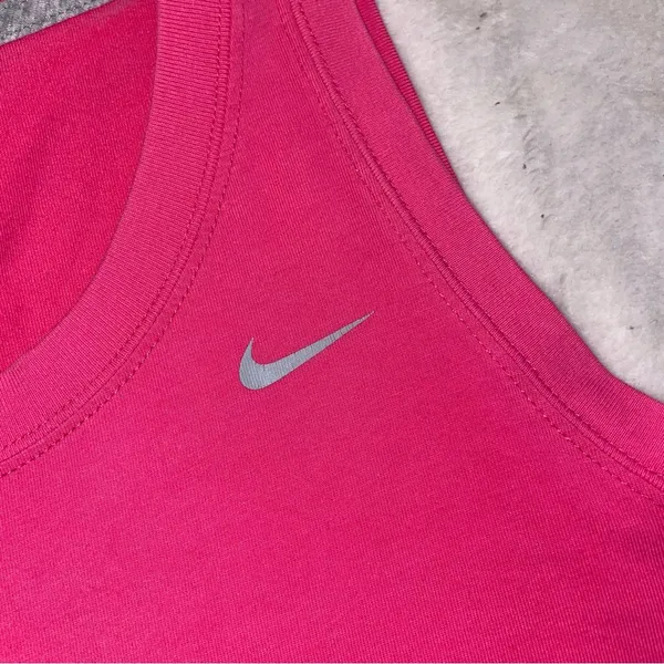 Nike tank Dri-fit cotton tee pink Nike logo size M - Image 10