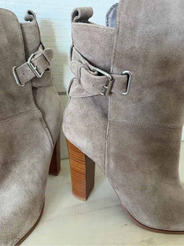 Dolce Vita Marenn Midi Bootie Women's Size 9 Beige Greige Suede NEW - Image 2