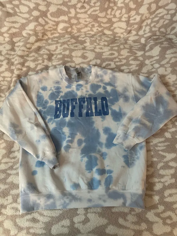 Gildan Buffalo Sweatshirt - Image 2