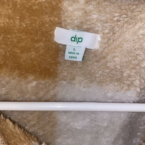 dip Tan and Cream Plaid Teddy Jacket size L - Image 3