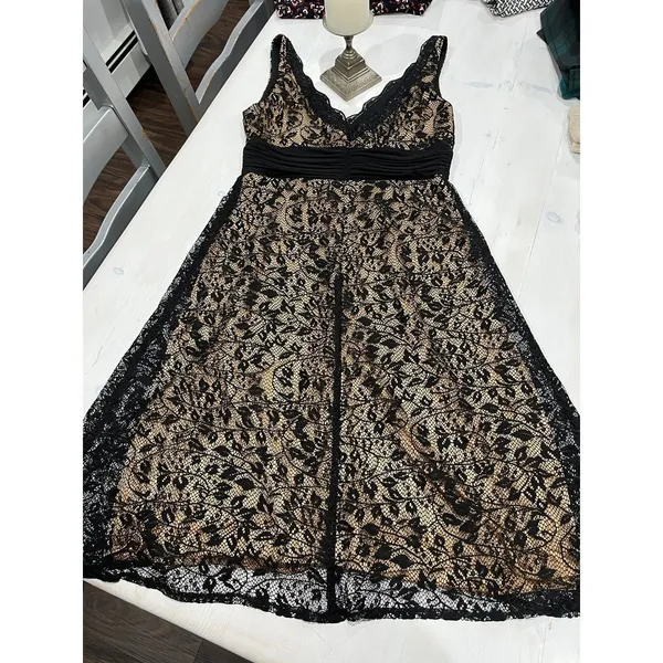 SL Fashions Womens Black Lace Gold Lining Sleeveless A-Line Midi Dress‎ Size 6 - Image 2