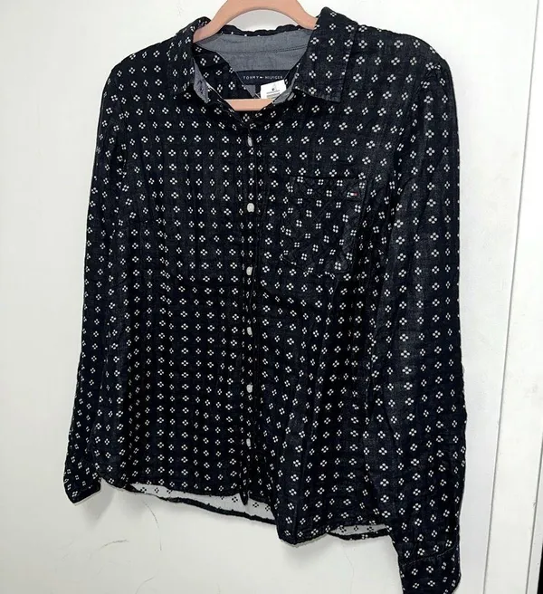Tommy Hilfiger Button Down Shirt - Image 3