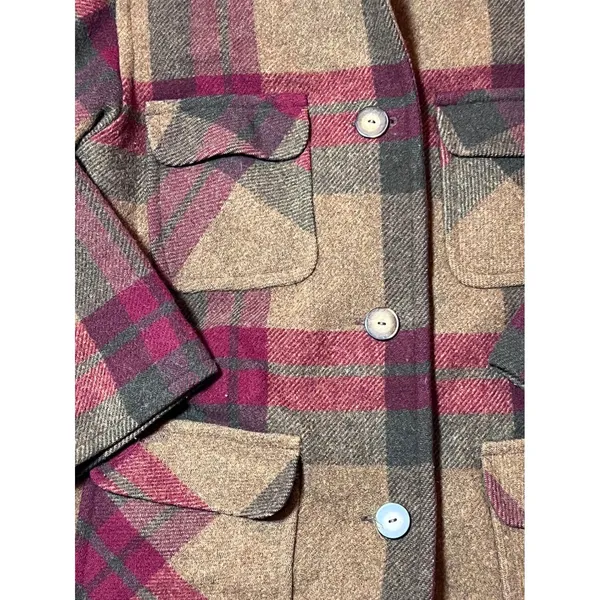 Vintage Eddie Bauer Women Plaid‎ Wool Blend Barn Chore Jacket Medium Oversized - Image 4