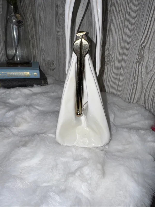 Vintage Structured White Patent Top - Image 12