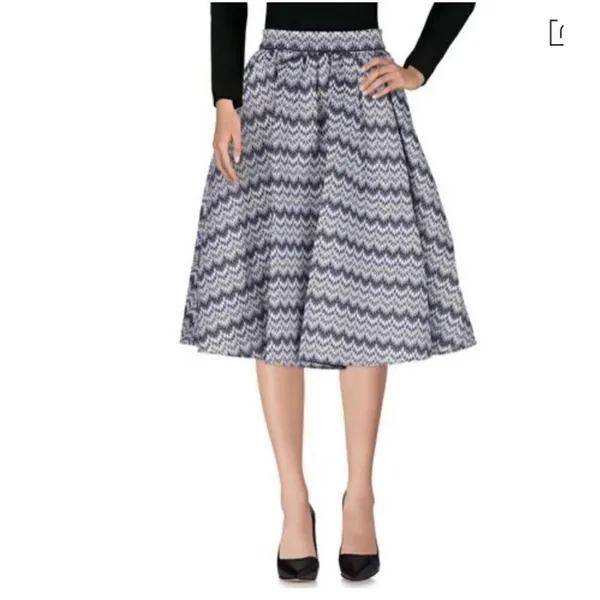 NWT Maje Womens Purple Skirt with Lace Size 2( USA size M) - Image 2