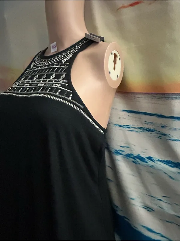 Hollister Women’s Black Embroidered High-Neck Racerback Tank Top SM NWT - Image 3