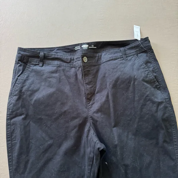 Old Navy black bootcut Khaki Pants - Image 6