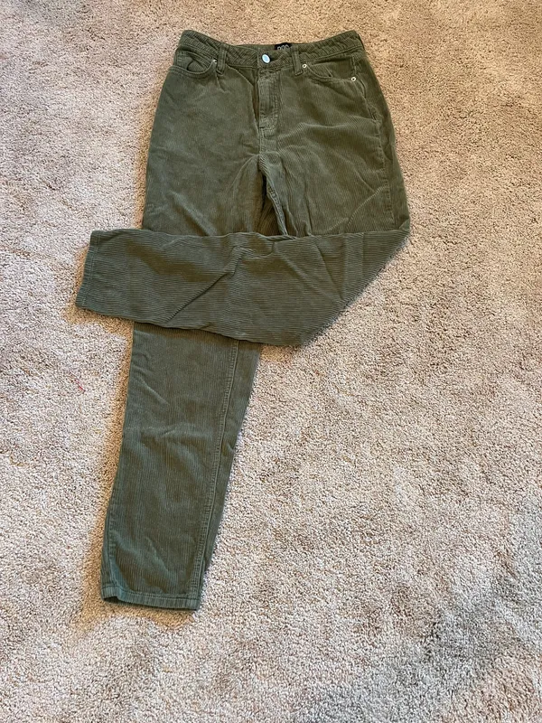 BDG Courderoy Mom Jeans - Image 2