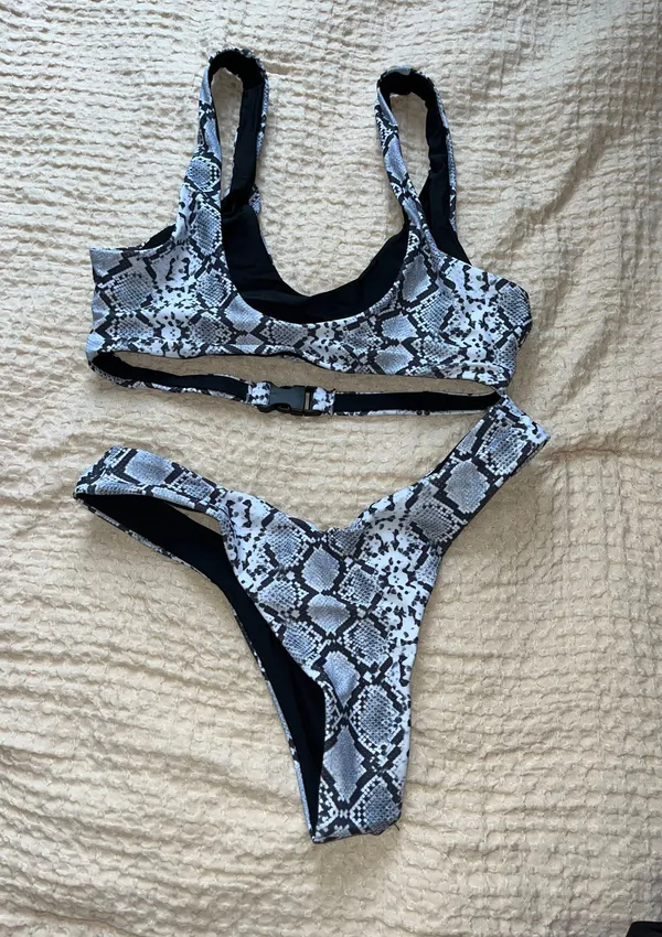 Bikini Set Black - Image 2