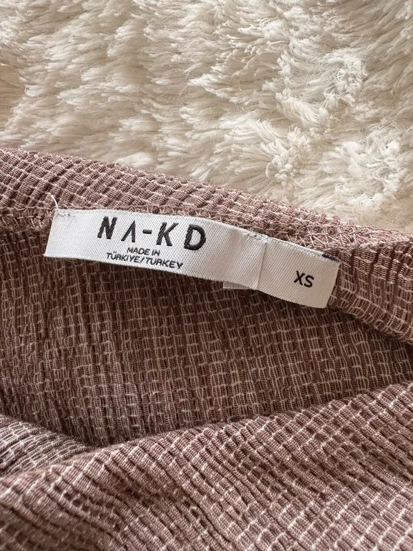 NA-KD Long Sleeve Top  - Image 3