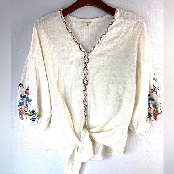 Max Studio L Boho Embroidered Cotton Front Tie Top - Image 11