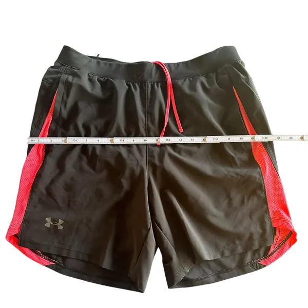 Under Armour • 7” inseam Shorts • Women’s size L NWT - Image 7