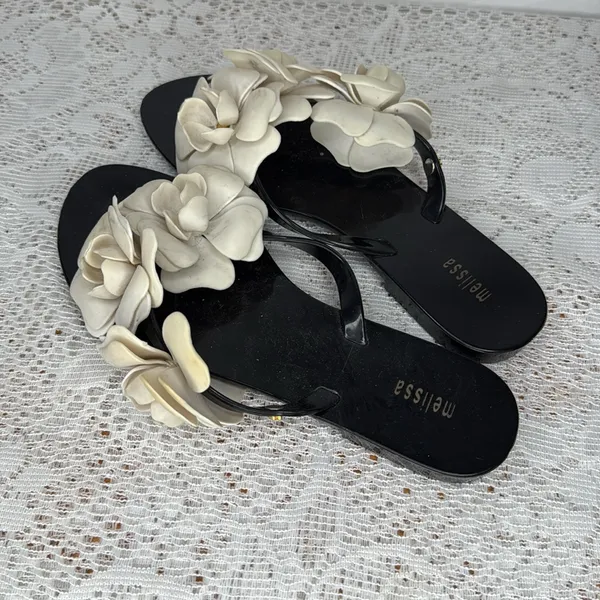 Melissa Jelly Harmonic spring time floral slip on sandals sz 6 - Image 5