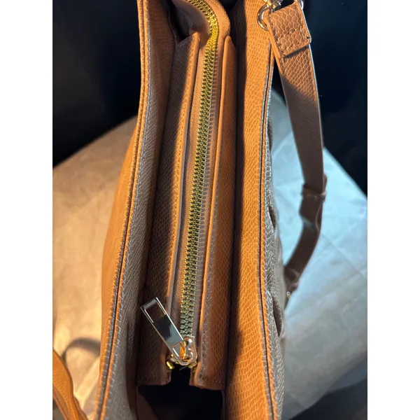 Like Dreams Tan Snake Embossed Woven Shoulder Bag Crossbody Gold Hardware - Image 5