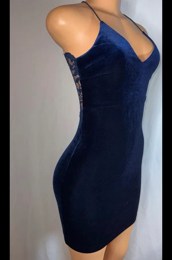 B Darlin Blue velour mini dress - Image 5