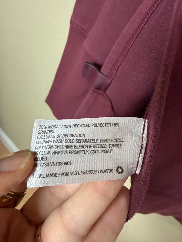 JOYLAB Maroon Burgundy Loose Side Slit Sweatshirt Long Sleeve Tee Top Size Small - Image 8