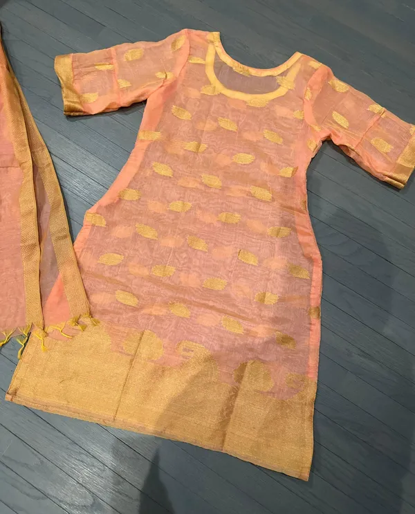 Indian Pakistani New Light Peach & Gold Organza Cotton Blend Stitched 2pc Suit - Image 7