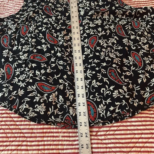 New Frontier Black and Pink Maxi Skirt and Top - Image 6