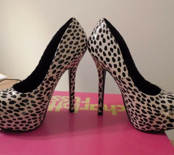 New Womens Charlotte Russe 5 3/4" High Heels Sz 6 - Image 3