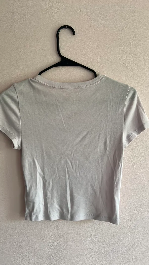 american eagle lavender peace sign embroidered tee - Image 8