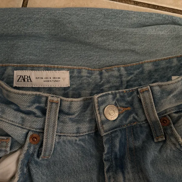 ZARA High-Rise Jeans Straight Leg - Image 2