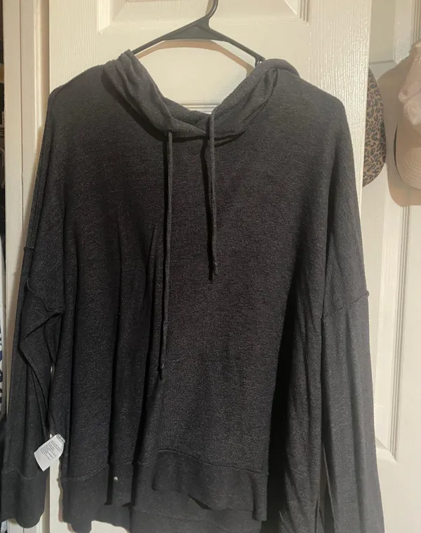 American Eagle Comfy Pullover - Image 2