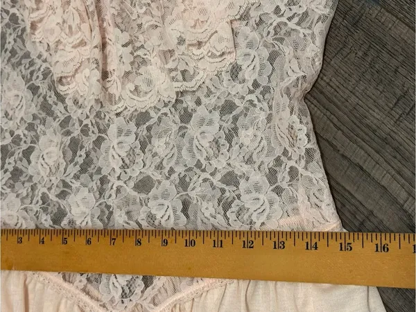 Vintage 80s Victoria’s Secret Union Made USA Lace Nightgown Size Small Pink Rare - Image 9